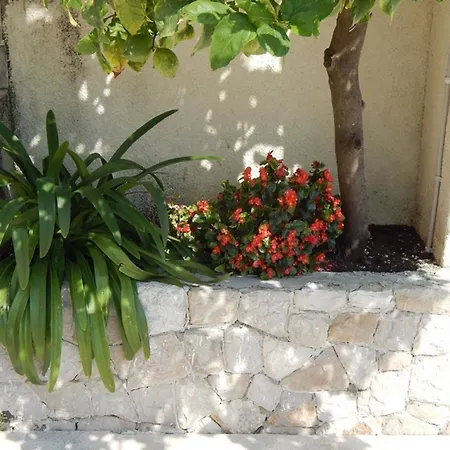 Lucija - One Bedroom With Terrace Daire *