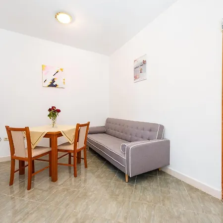 Apartment Lucija - One Bedroom With Terrace *